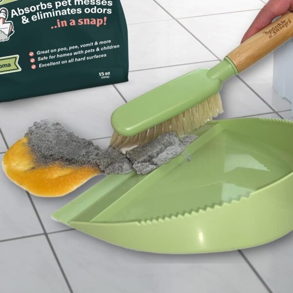 Sprinkle & Sweep Pet Accident Cleanup for all Hard Surface-4 Bag + Sweeper Kit (15oz Each) - Image 9